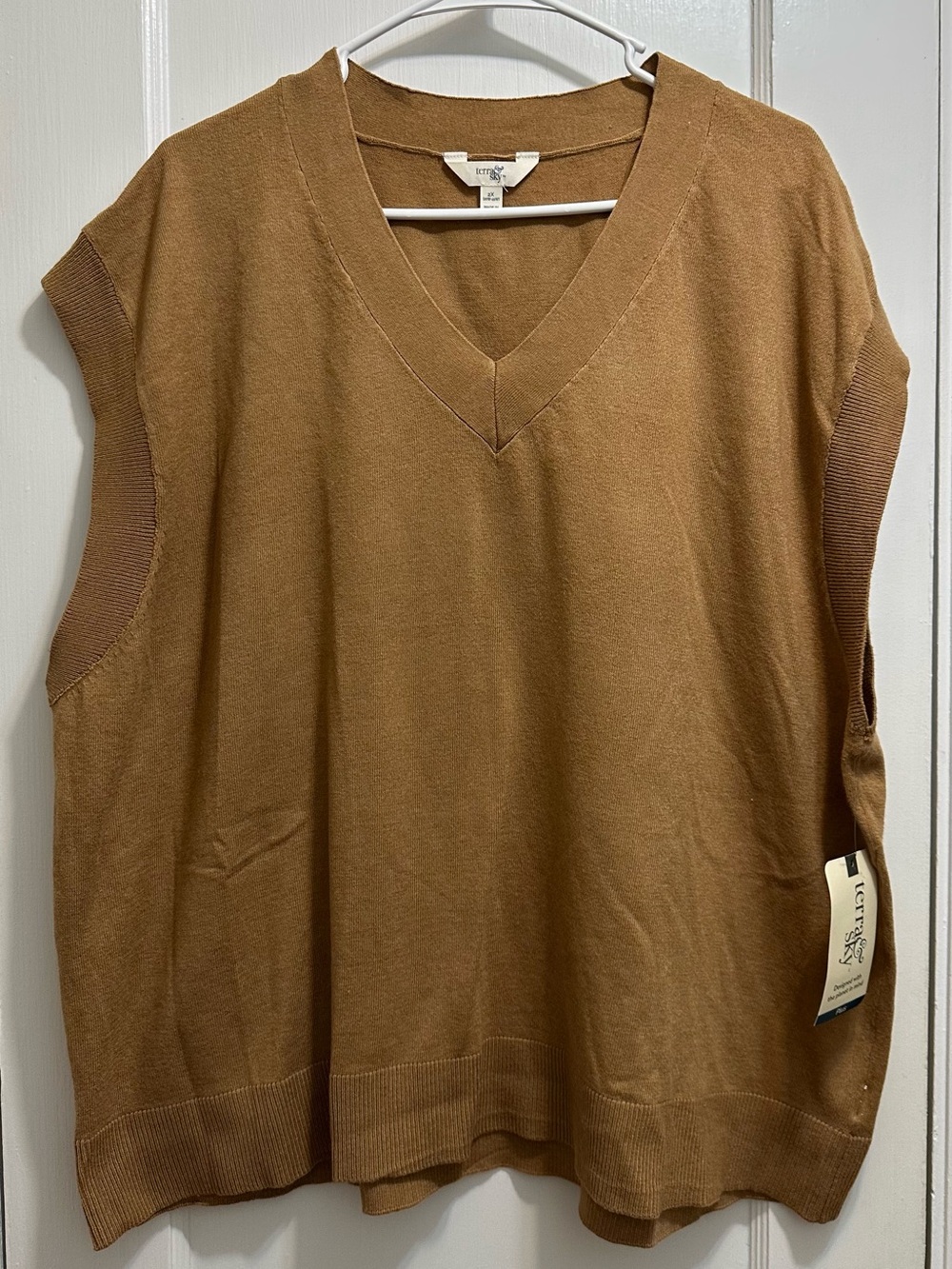 Terra & Sky: 2X V-Neck Sleeveless Sweater Vest